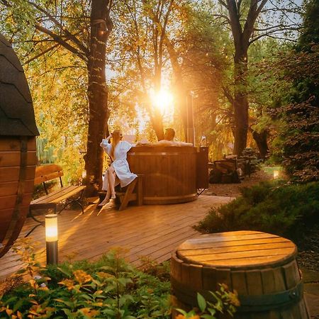 Zacisze Nad Nida Resort 핀추프 외부 사진