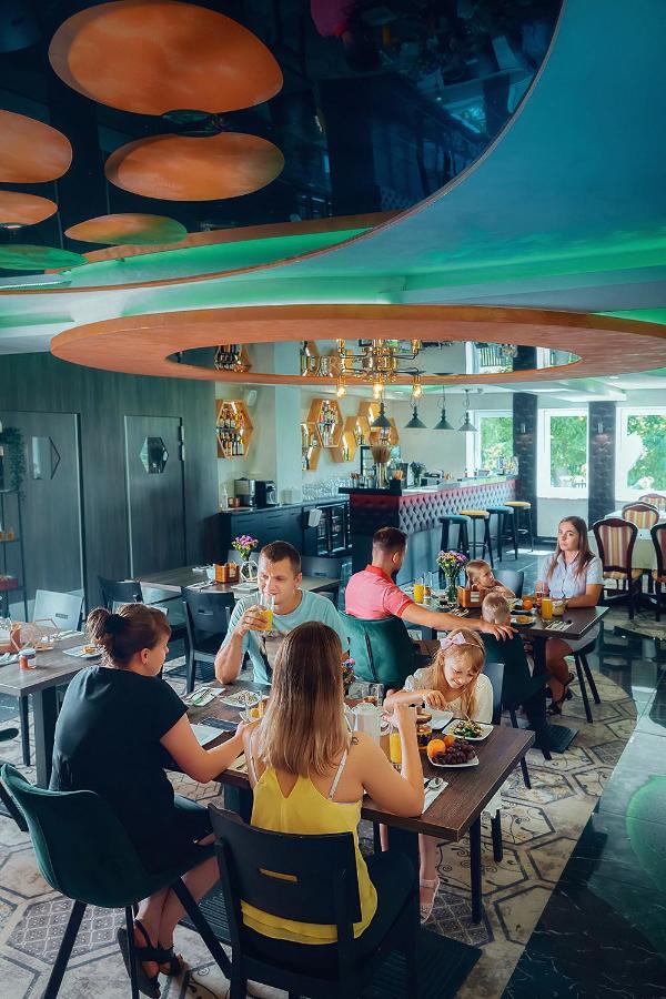 Zacisze Nad Nida Resort 핀추프 외부 사진