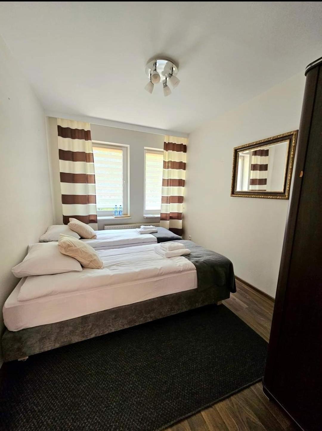 Zacisze Nad Nida Resort 핀추프 외부 사진